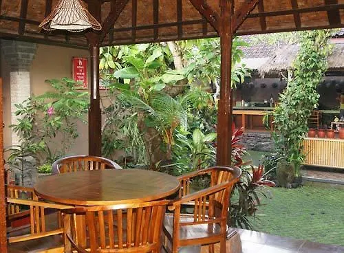 Halo Bali Bed & Breakfast
