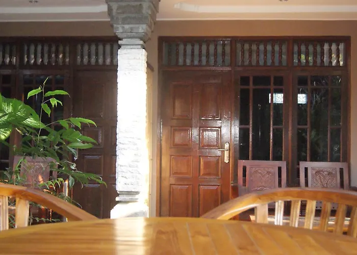 Halo Bali Bed & Breakfast 2*