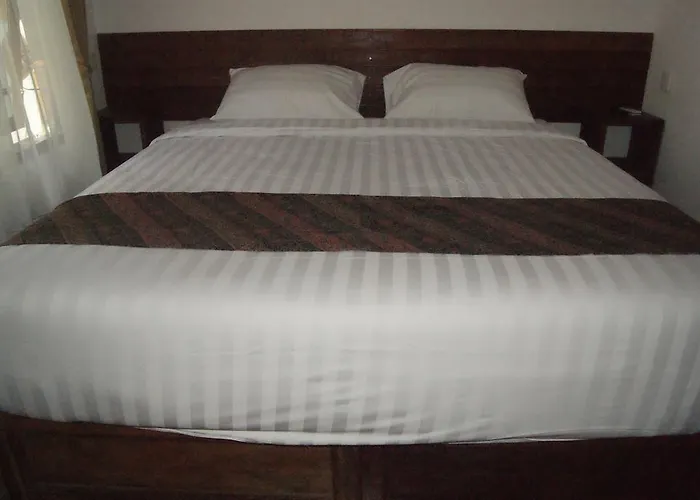 Halo Bali Bed & Breakfast 2*